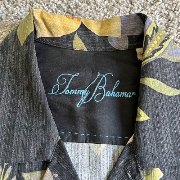 Tommy Bahama Mens Size L Silk Hawaiian Floral Print Button Down Shirt - Picture 3 of 7